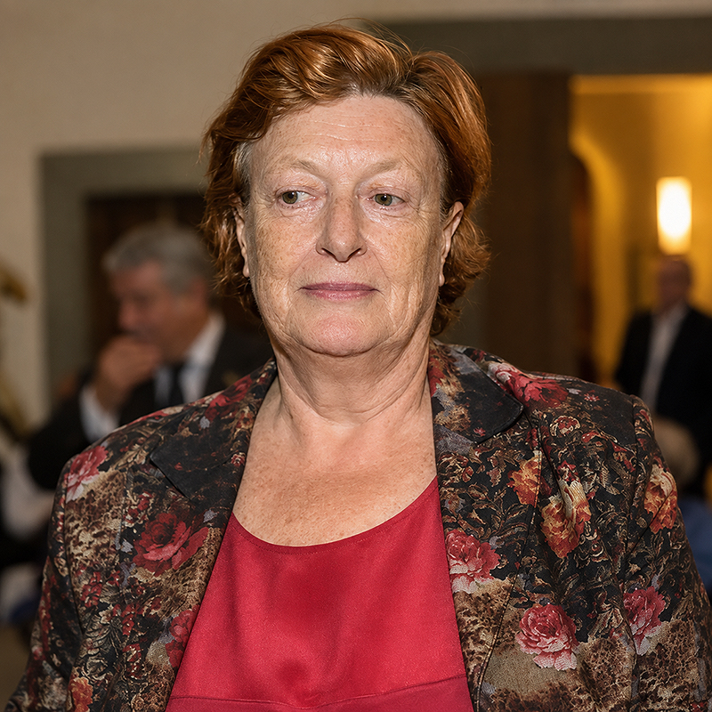 Mamone Sara